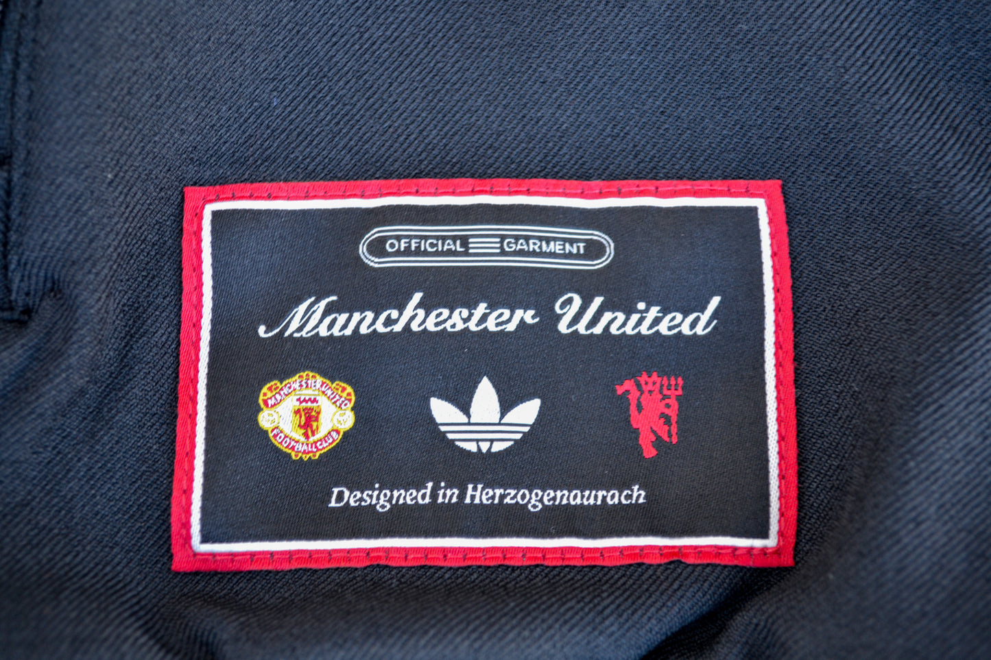 2025 Manchester United Terrace Icons Track Top image 3
